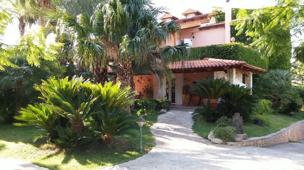 Il Giardino Delle Jacaranda Bed & Breakfast Talsano Exterior photo