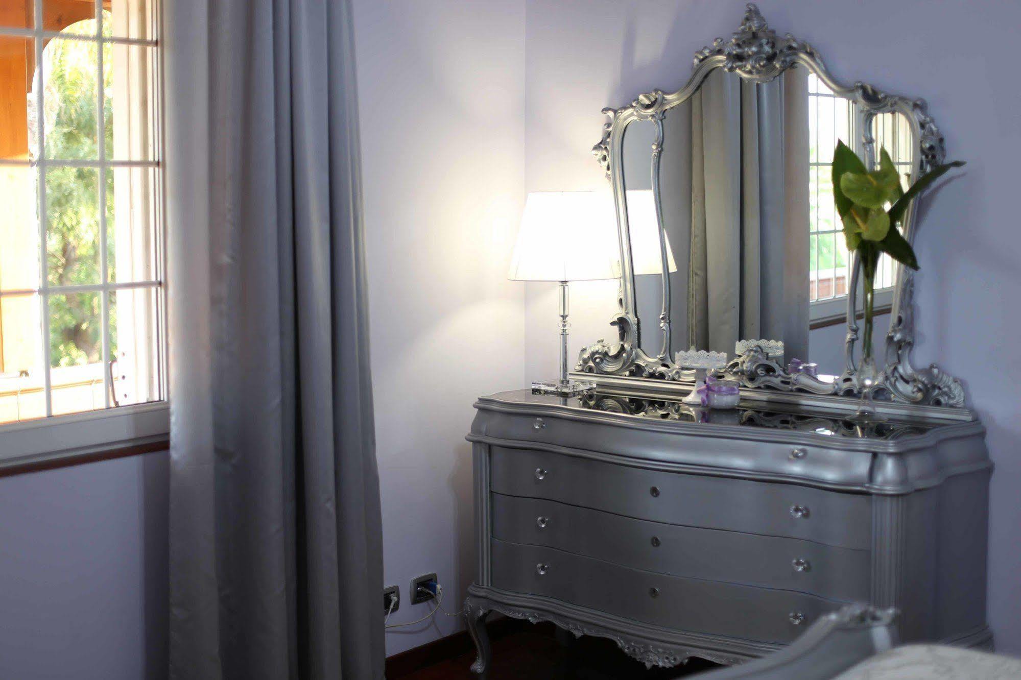 Il Giardino Delle Jacaranda Bed & Breakfast Talsano Exterior photo